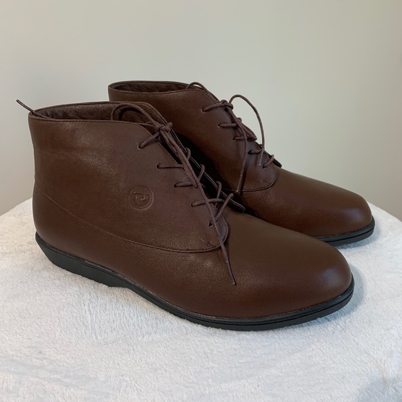 Propet Town Walker Lace Up Boot Brown Leather Sz 9.5 N(AA) - Picture 1 of 10